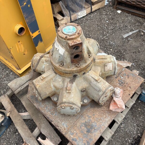 Staffa C270/S Dual Displacement Radial Piston Hydraulic Motor - Image 2