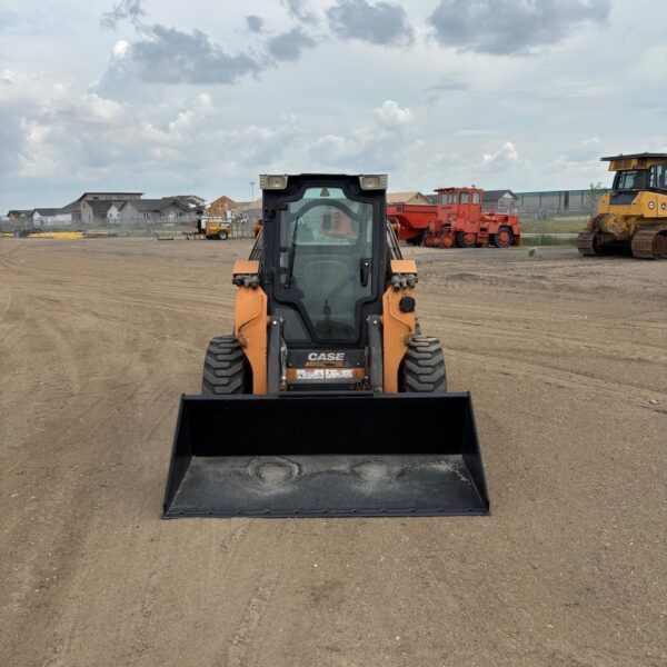 2013 Case SR250 Skid Steer - Image 2