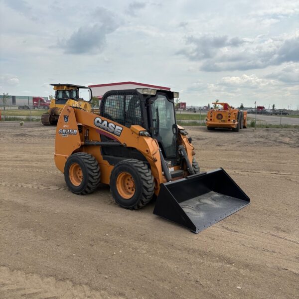 2013 Case SR250 Skid Steer