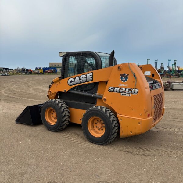 2013 Case SR250 Skid Steer - Image 6