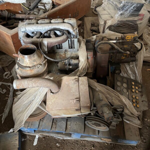 Deutz F4L912W Engine with Hydraulic Power Pack - Image 3