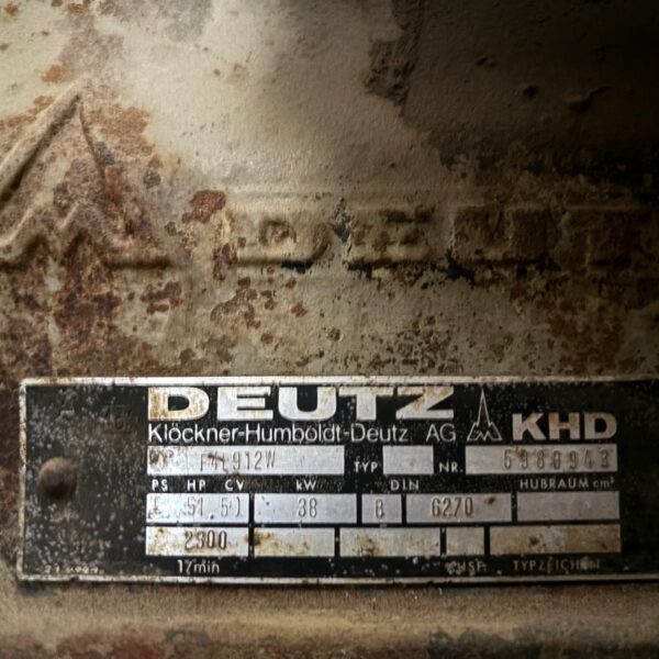 Deutz F4L912W Engine with Hydraulic Power Pack - Image 4