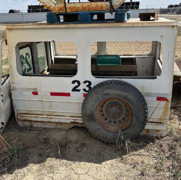 6 Person - Personnel Carrier