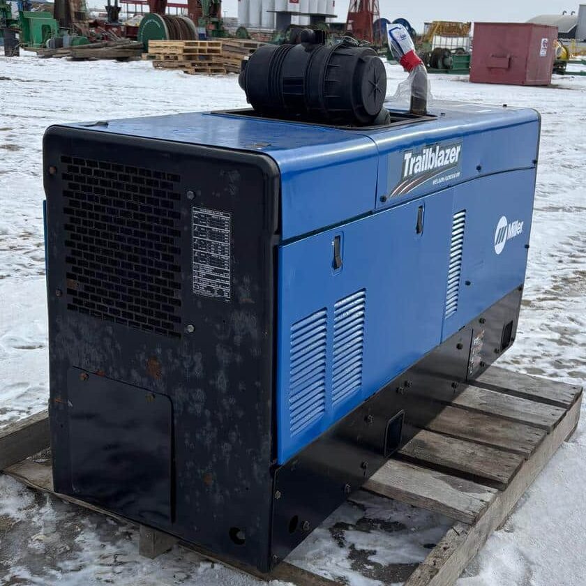 Miller Trailblazer 302 Air Pak Welder/ Generator - Image 4