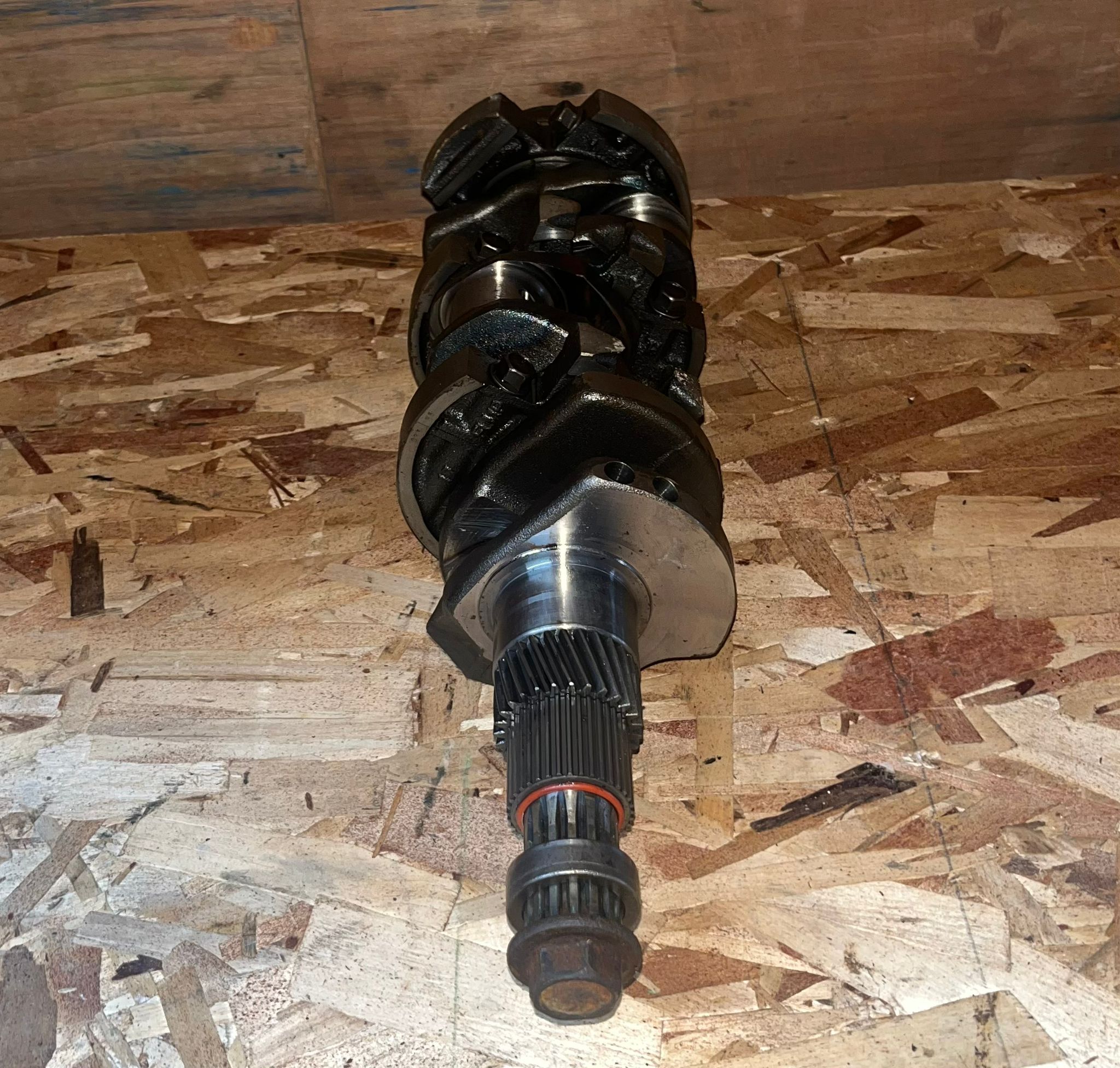 Kubota D1105 Engine Comp Crankshaft