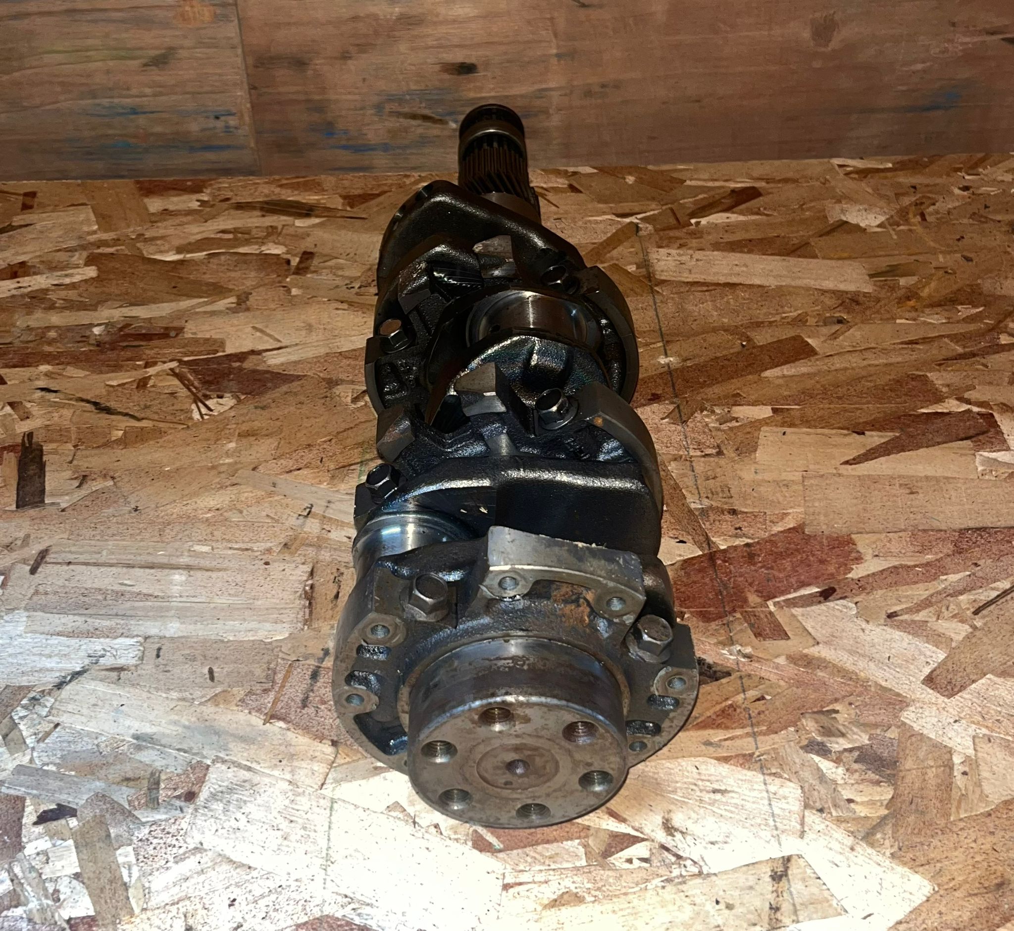 Kubota D1105 Engine Comp Crankshaft - Image 3