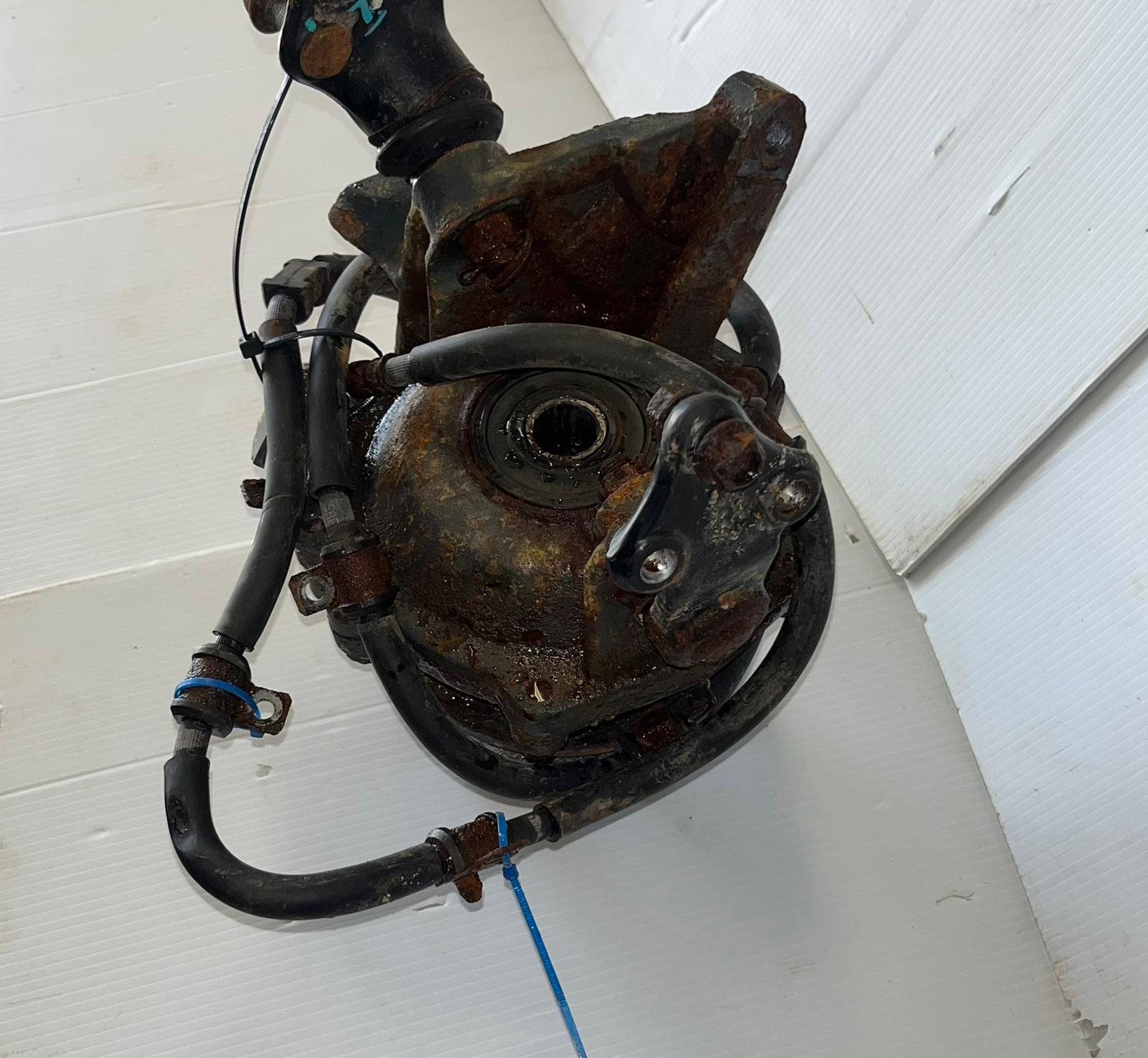 Kubota RTV-X Front Axle Knuckle Assy (RH) - Image 3