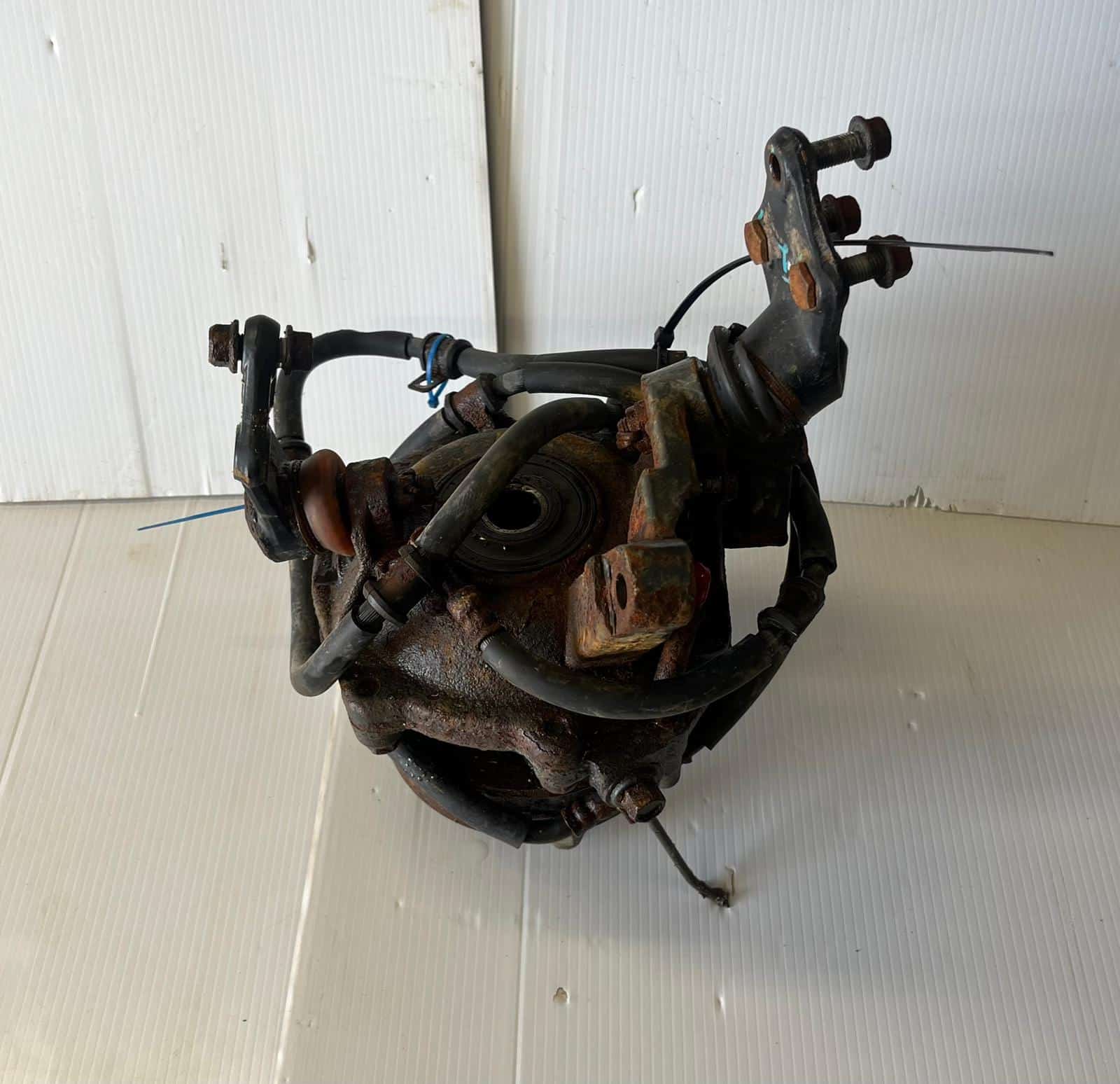 Kubota RTV-X Front Axle Knuckle Assy (RH) - Image 2