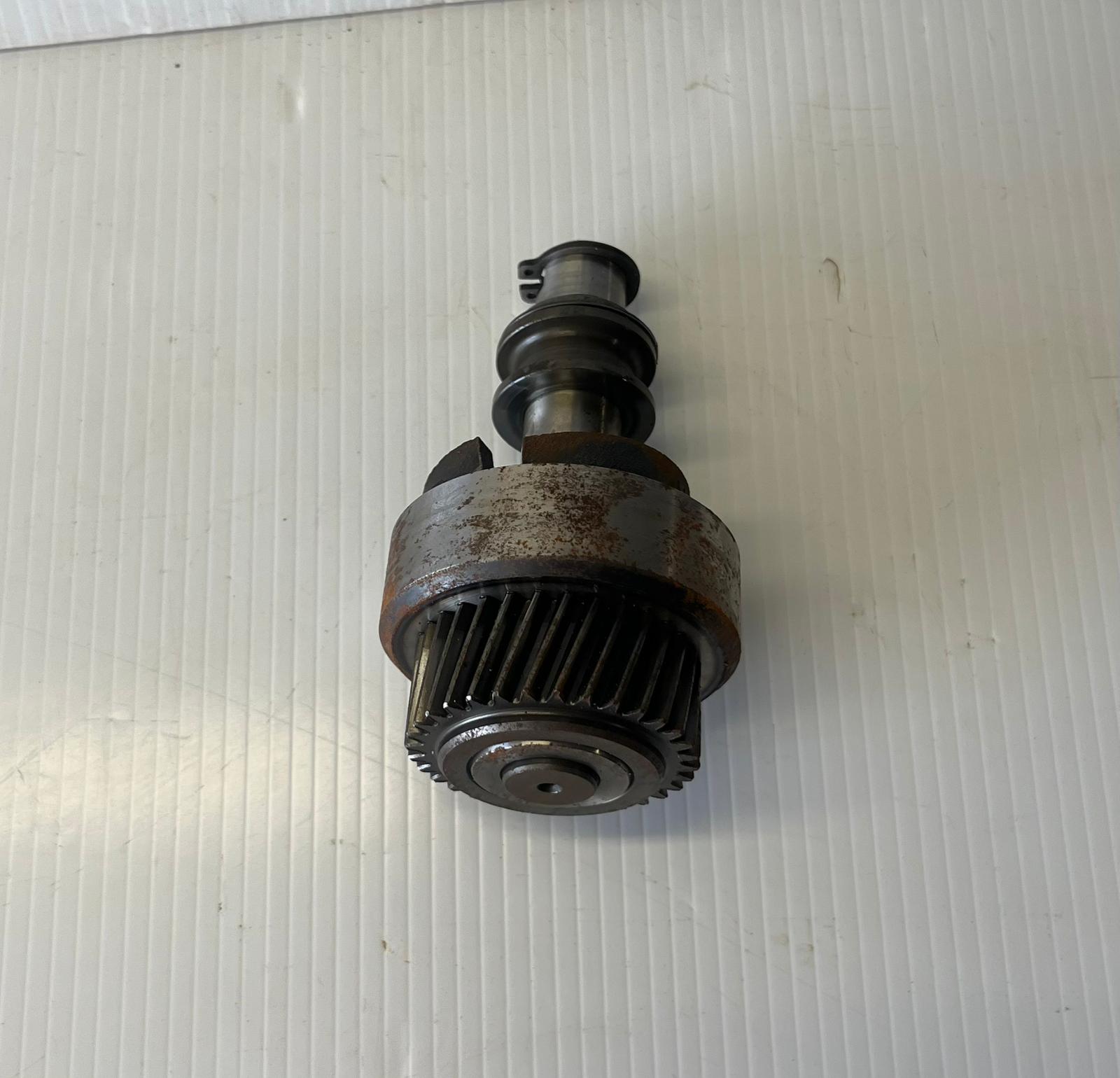 Kubota D1105 Governor Shaft Assy - Image 2