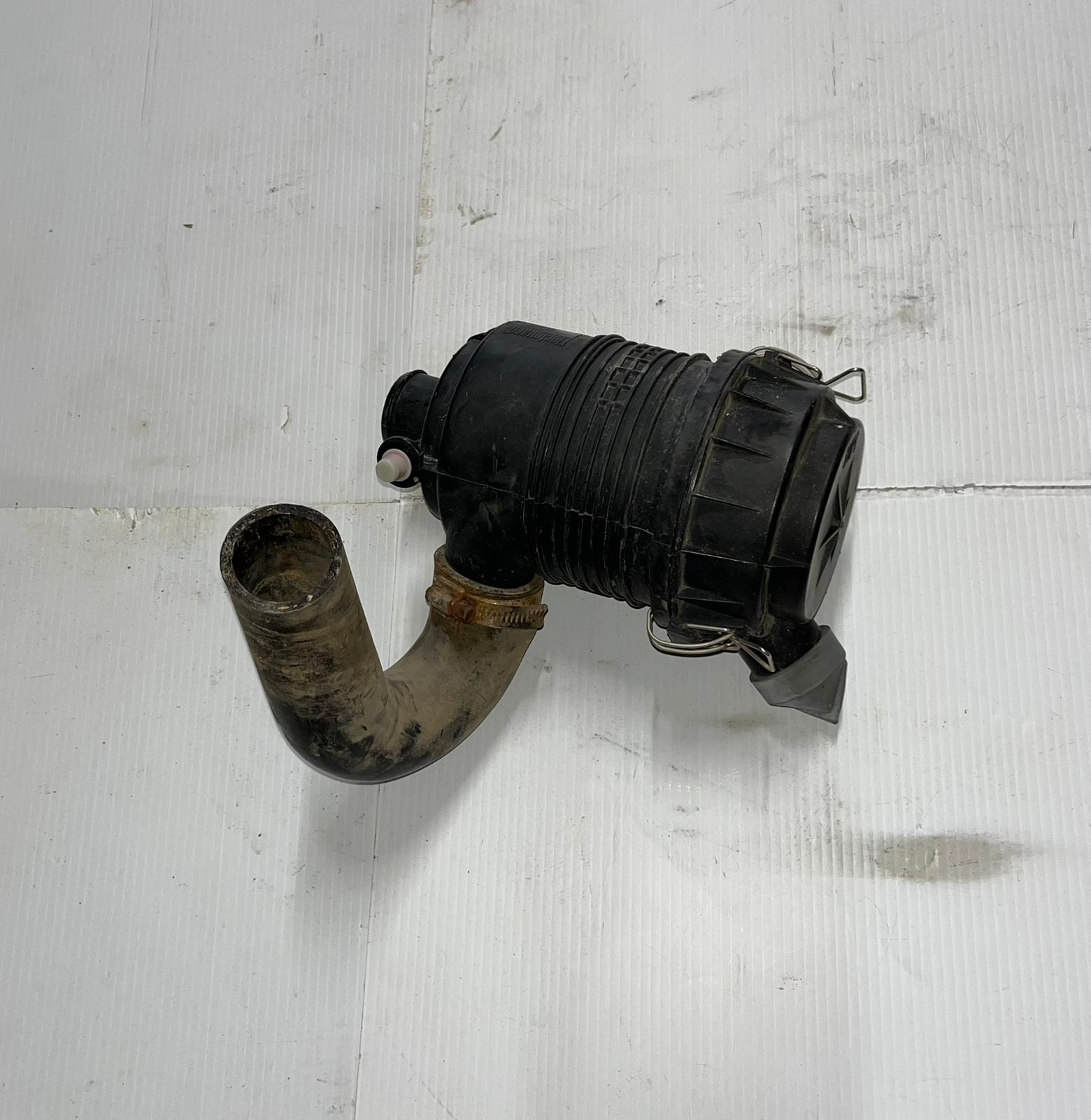 Kubota Air Cleaner Assembly