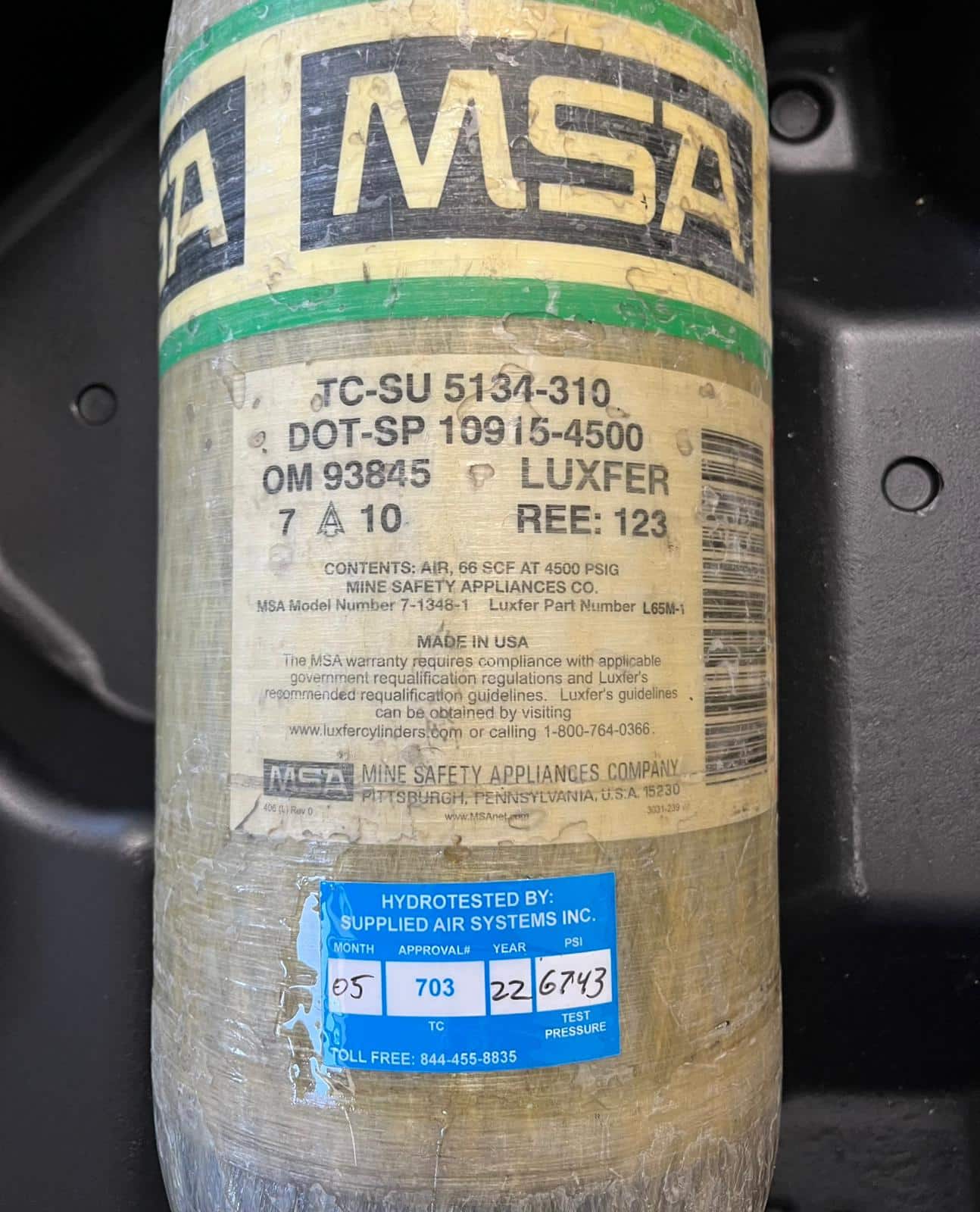MSA H-45 Carbon Wrapped Air Cylinder w/Case - Image 3