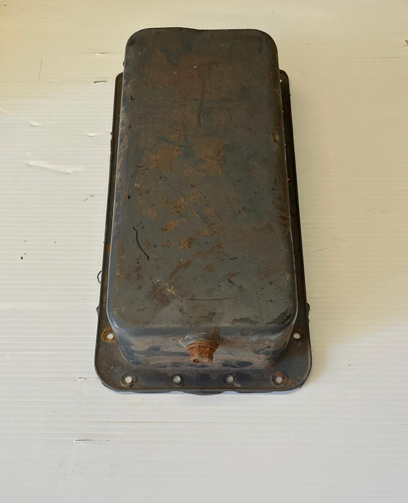 Kubota D902 Engine Oil Pan