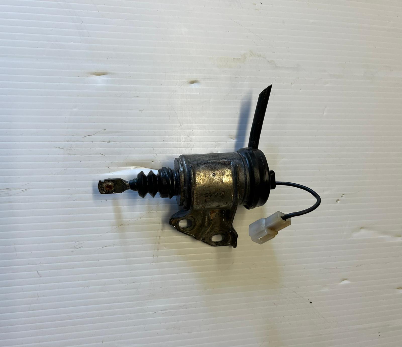 Kubota D902 Engine OEM Fuel Stop Solenoid