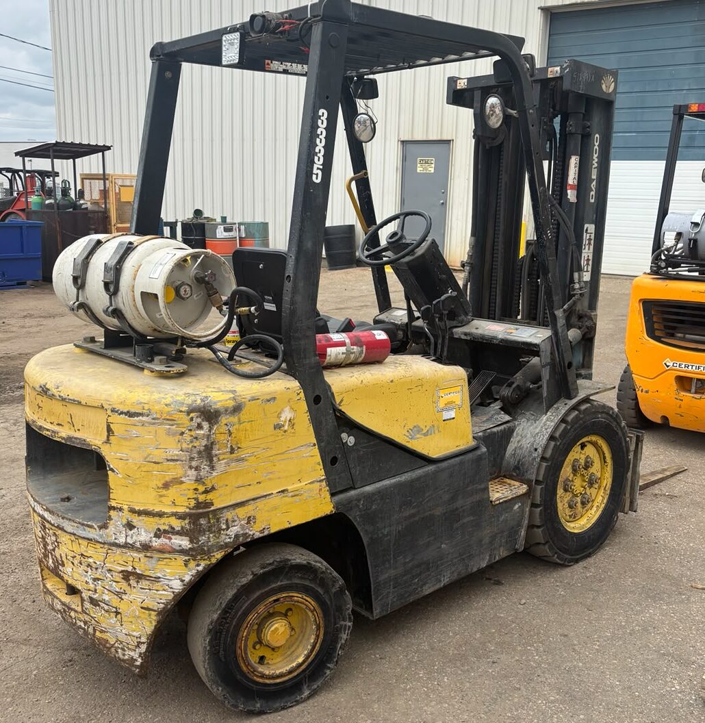 Daewoo G25E Forklift - Image 4