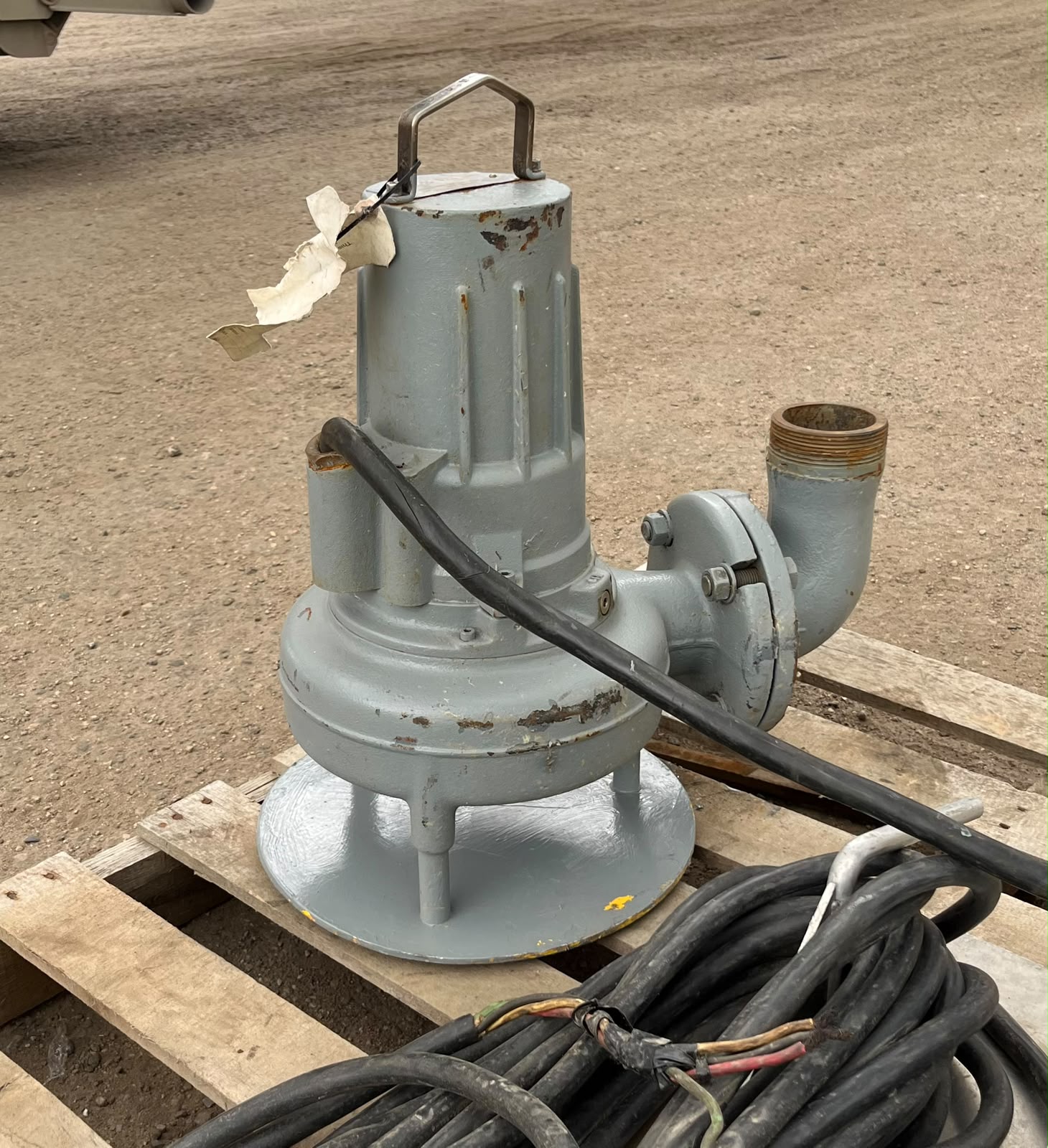 Flygt 3068 Submersible Pump w/ Starter - 2.75" Discharge, 3.2HP - Image 4