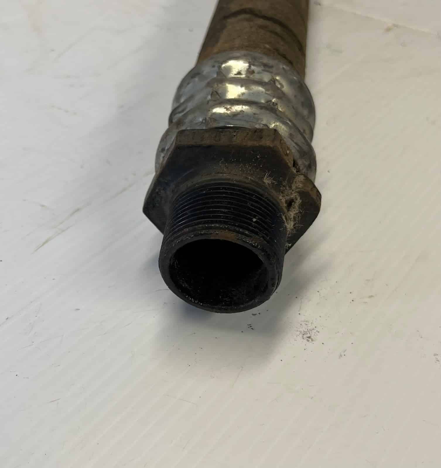Air Brake Hose 1 1/4" ID M601-06 3Q-20 - Image 3